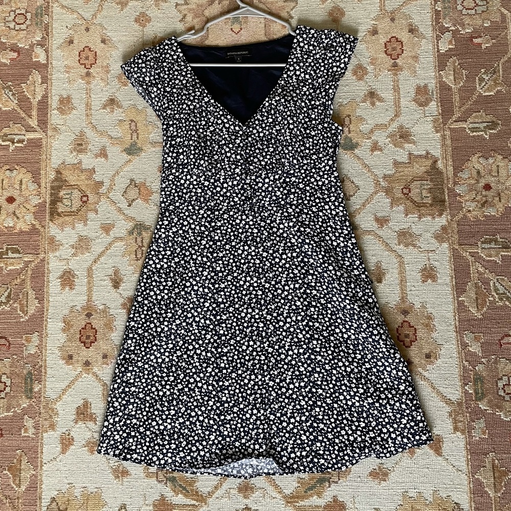 Never-worn Banana Republic Sundress